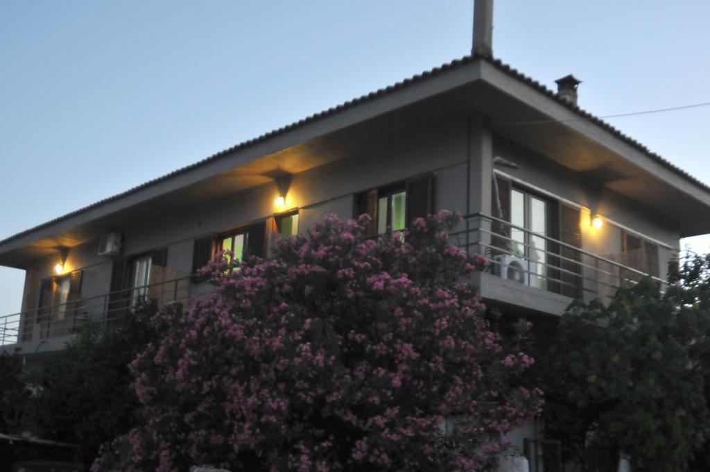 Appartement Mellia à Olympie Extérieur photo